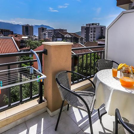 Aqua Breeze Apartments Budva Exterior foto
