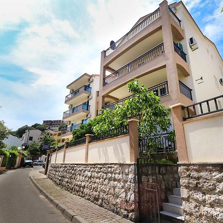 Aqua Breeze Apartments Budva Exterior foto