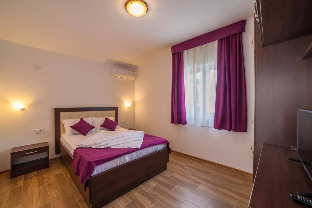 Aqua Breeze Apartments Budva Exterior foto