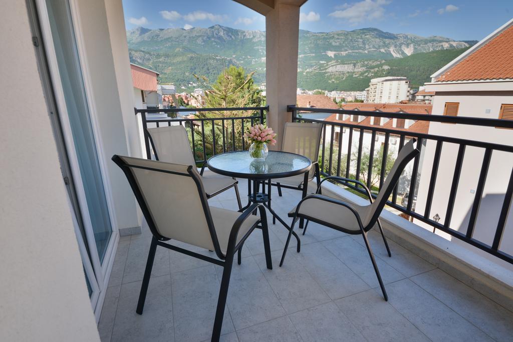 Aqua Breeze Apartments Budva Exterior foto