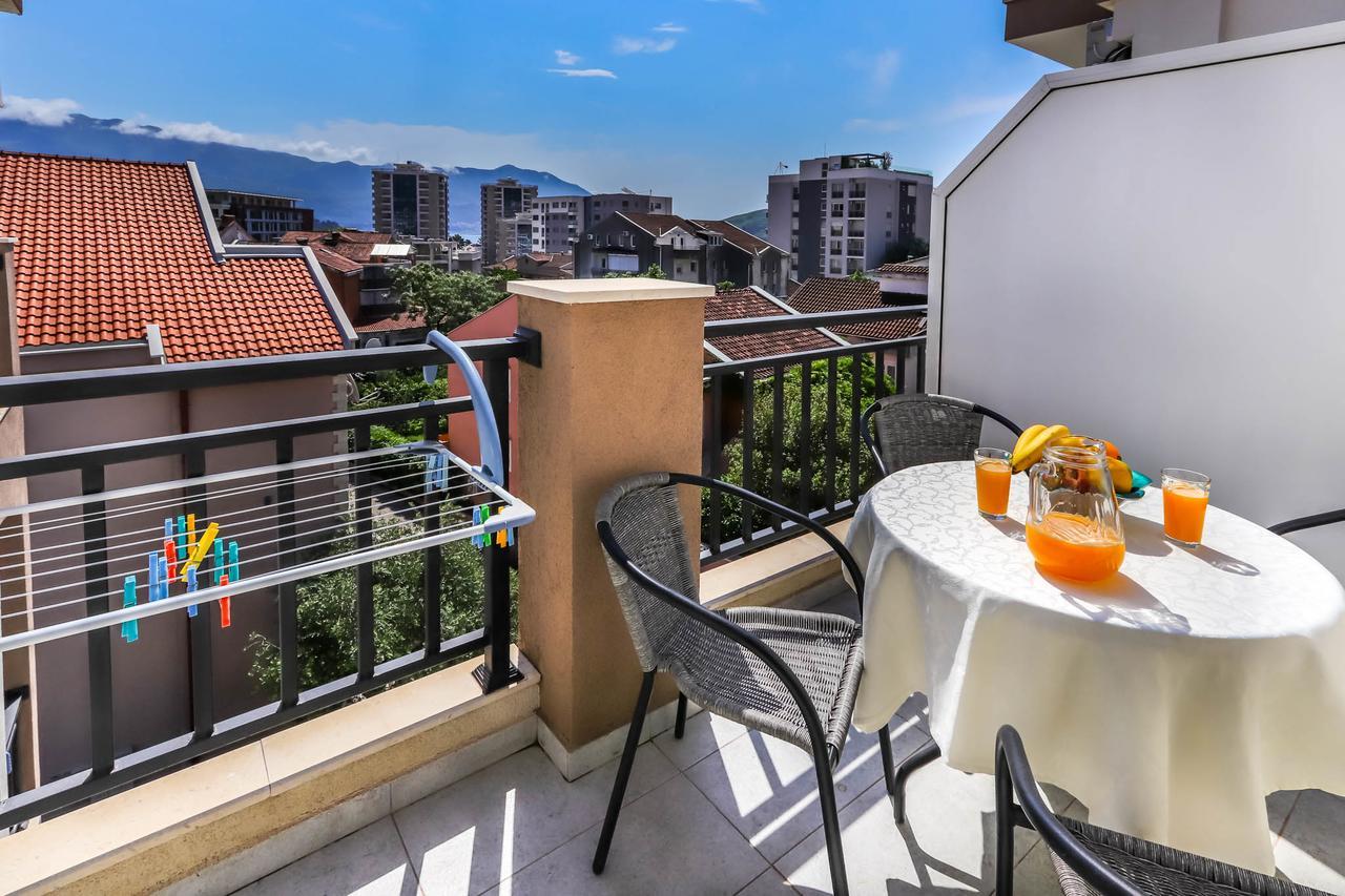 Aqua Breeze Apartments Budva Exterior foto