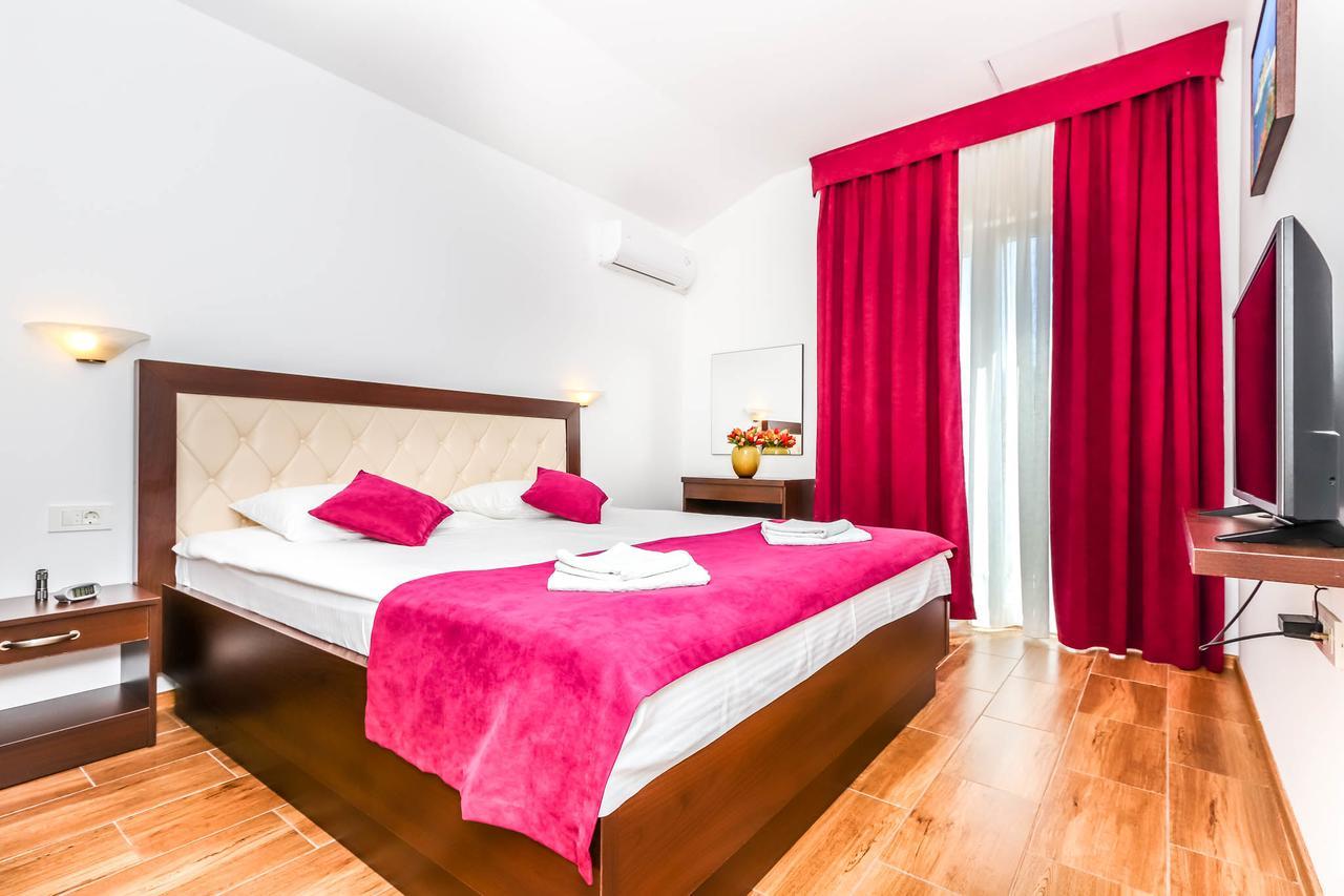 Aqua Breeze Apartments Budva Exterior foto