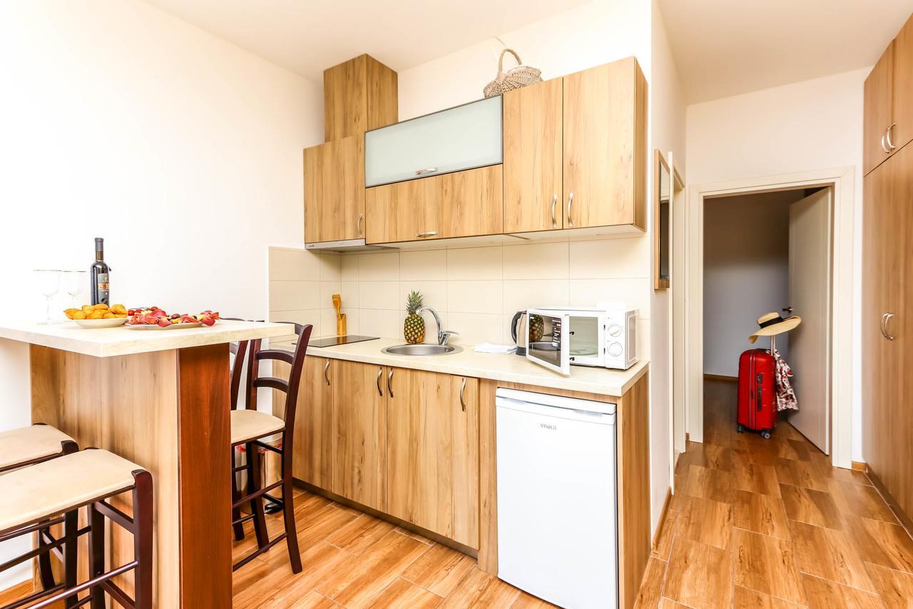 Aqua Breeze Apartments Budva Exterior foto