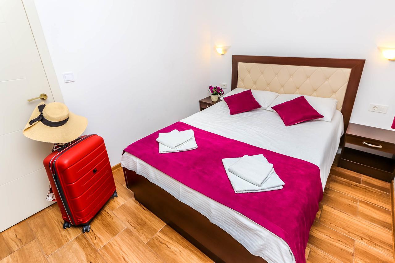 Aqua Breeze Apartments Budva Exterior foto